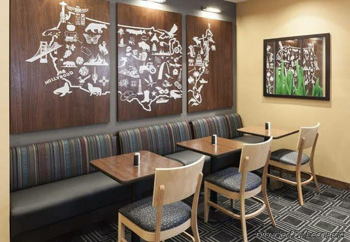 אירווינג Towneplace Suites Dallas Las Colinas מראה חיצוני תמונה